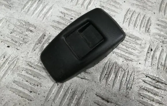 Peugeot Expert Seat belt height adjuster 