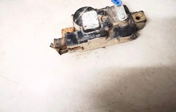 Hyundai Lantra I Central locking motor 