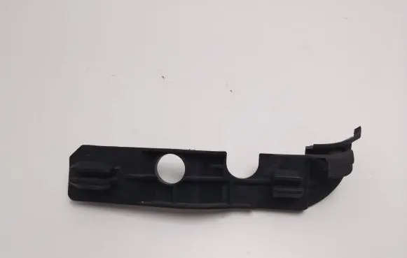 Hyundai Getz Front bumper mounting bracket ECJ28