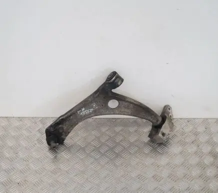 Volkswagen PASSAT B6 Front lower control arm/wishbone BFAT06