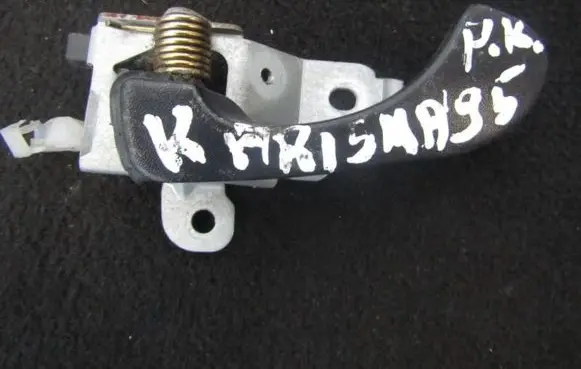 Mitsubishi Carisma Front door interior handle mr288395
