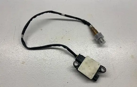 Volkswagen Tiguan Lambda probe sensor 05L906261H FGSPH22 0281008283
