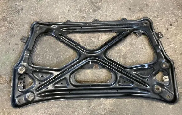 Audi A6 C7 Front subframe 4H0399345 4H0399345P