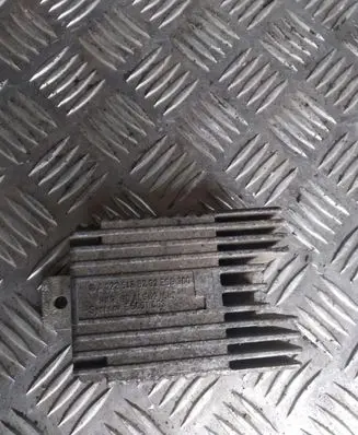 Mercedes-Benz E W210 Coolant fan relay ES6300