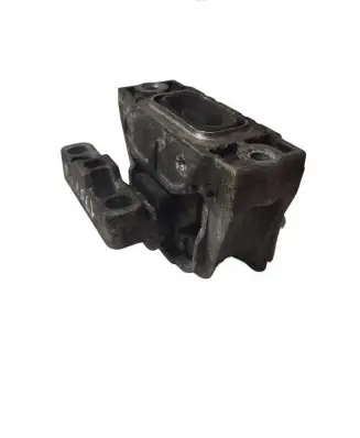 Volkswagen Touran I Engine mount bracket 1K0199262