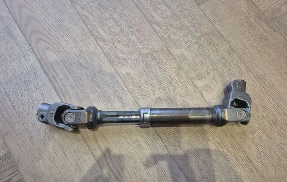 Toyota Auris E180 Steering column universal joint