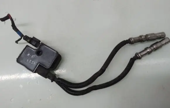Mercedes-Benz B W245 High voltage ignition coil A0001587803