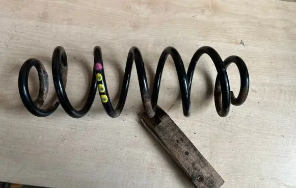 Seat Leon (1P) Rear coil spring 3C0511115M