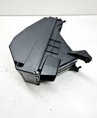 Hyundai Tucson TL Air filter box 28110D3100