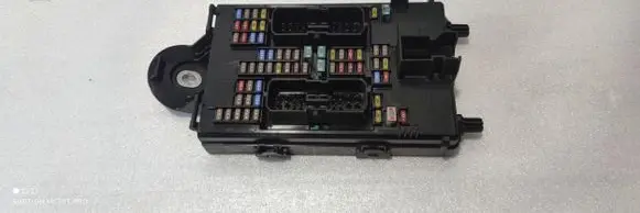Volvo XC60 Fuse module 32209198
