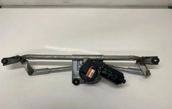 Ford Mustang V Front wiper linkage and motor 2L2F17D539AD