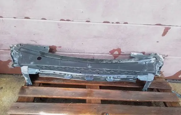 Volvo S60 Bottom radiator support slam panel 30744086
