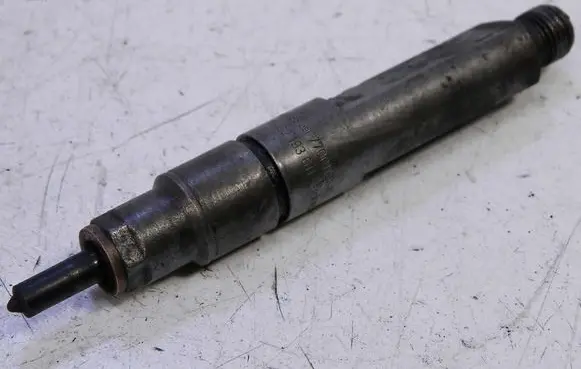 Renault Kangoo I Fuel injector 7700112883