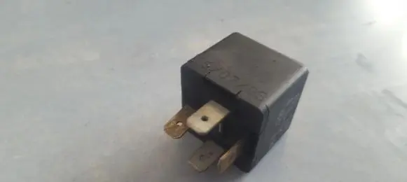 Audi A4 S4 B6 8E 8H Other relay 8D0951253A