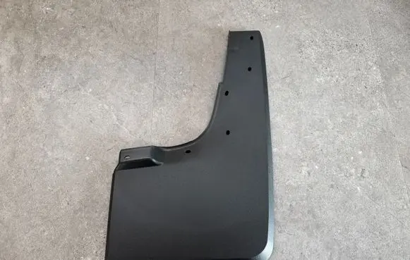 Volkswagen Amarok Front mudguard