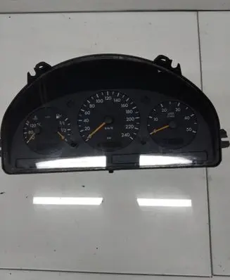 Mercedes-Benz ML W163 Speedometer (instrument cluster) A2C53033840 15443886 A1635407611