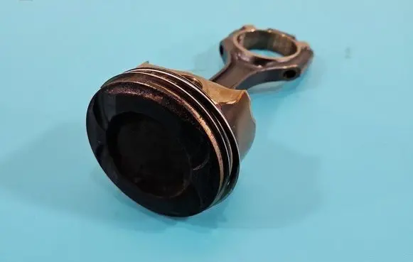 Piston