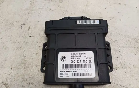 Volkswagen Touareg I Gearbox control unit/module 09D927750BE