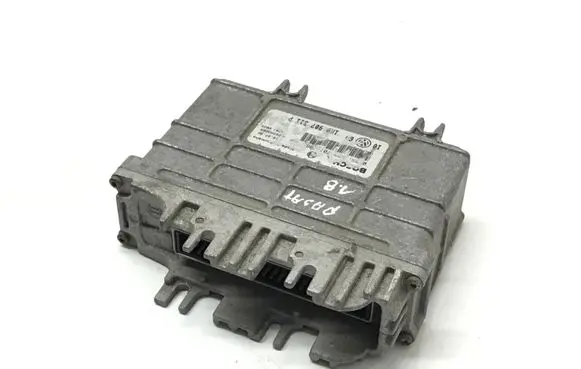 Volkswagen Golf III Engine control unit/module 1H0907311P 0261203707