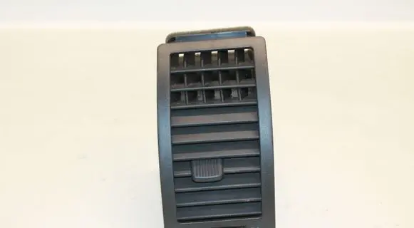 Volkswagen Polo IV 9N3 Dashboard side air vent grill/cover trim 6Q0819703 6Q08197039B9