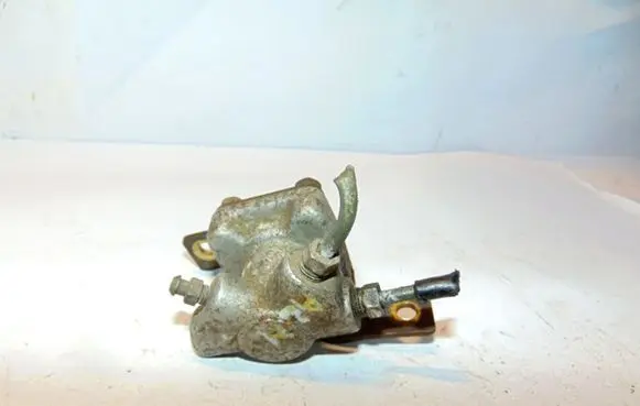 Clutch slave cylinder