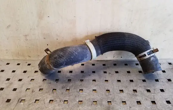 Toyota RAV 4 (XA30) Engine coolant pipe/hose