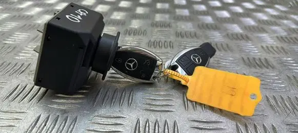 Mercedes-Benz E W212 Ignition lock A2129055400