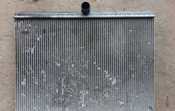 Peugeot 5008 Coolant radiator 9682477580 B3700006