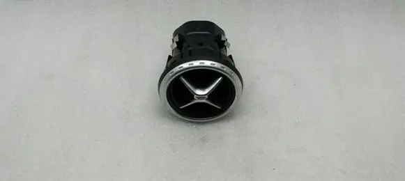 Mercedes-Benz GLA W156 Dash center air vent grill A1568300054