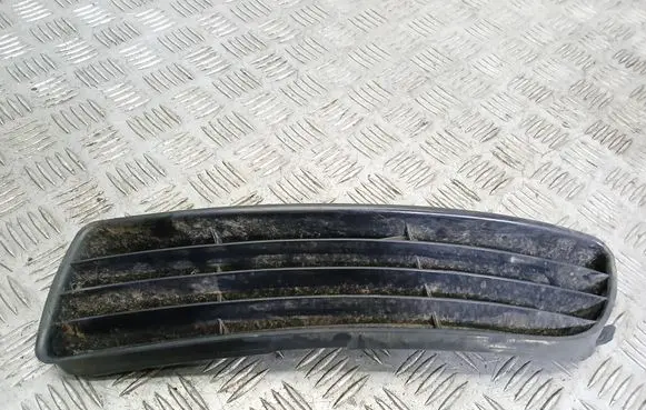Audi A4 S4 B5 8D Front bumper lower grill