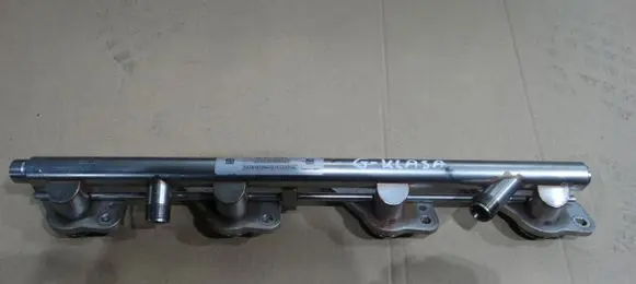 Mercedes-Benz S W221 Fuel injector supply line/pipe A2780703395