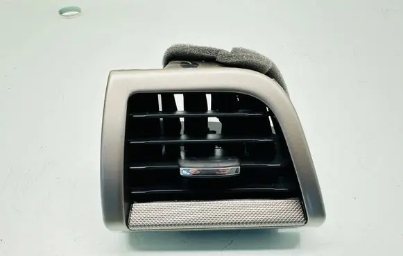 Ford Fusion II Dashboard side air vent grill/cover trim DS73F018B09bnw