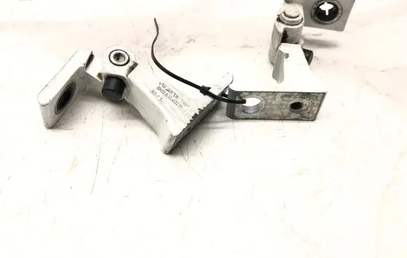 Front door hinge set