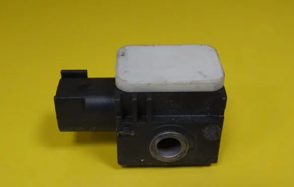 KIA Carens II Airbag deployment crash/impact sensor 959201D000