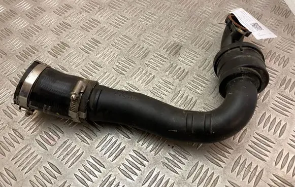 Ford Kuga III Intercooler hose/pipe JG916C646AC