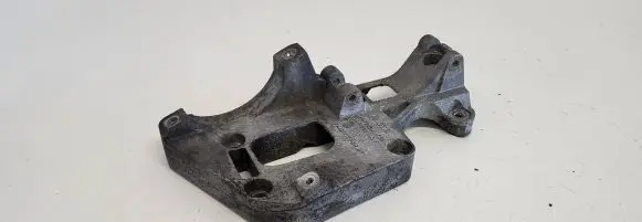 Generator/alternator bracket