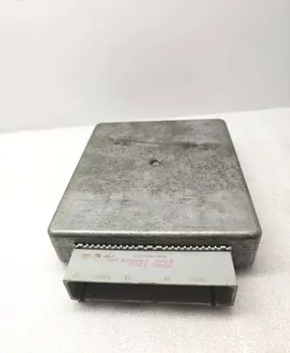 Ford Mondeo MK II Engine control unit/module 93BB12A650CD SMD286