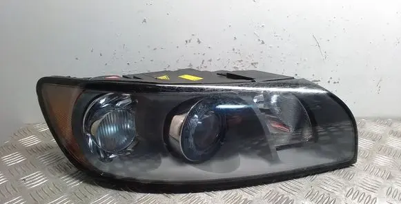 Volvo S40 Headlight/headlamp 30698890