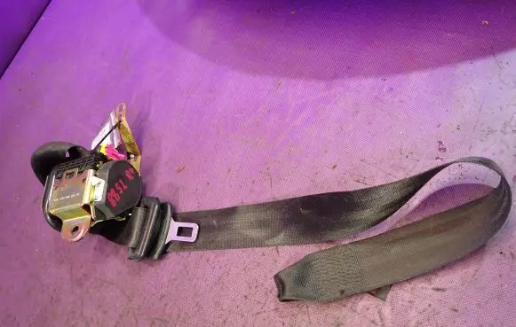 Seat Ibiza III (6L) Front seatbelt 6L3857706G