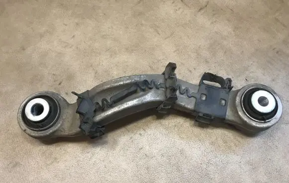 BMW 7 F01 F02 F03 F04 Rear upper control arm/wishbone 6082T6
