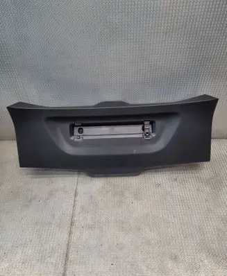 Opel Astra L Tailgate trim 98414601ZD