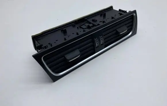 Audi A4 S4 B8 8K Dash center air vent grill 8T1820951D