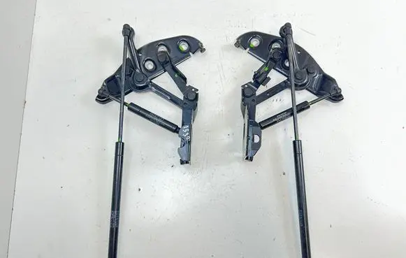 Bentley Flying Spur Tailgate/trunk/boot hinge 3W0823359E 3W0823475D