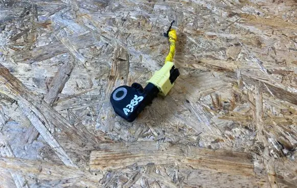 Hyundai Kona I Airbag deployment crash/impact sensor 95920K4000