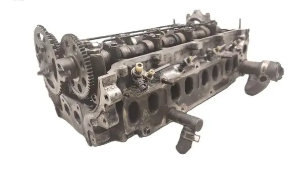 Toyota RAV 4 (XA30) Engine head 7901078