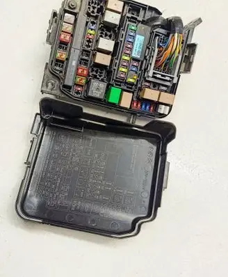 Hyundai i30 Fuse box set 91217A6912T9 91217A6912 91950A6721