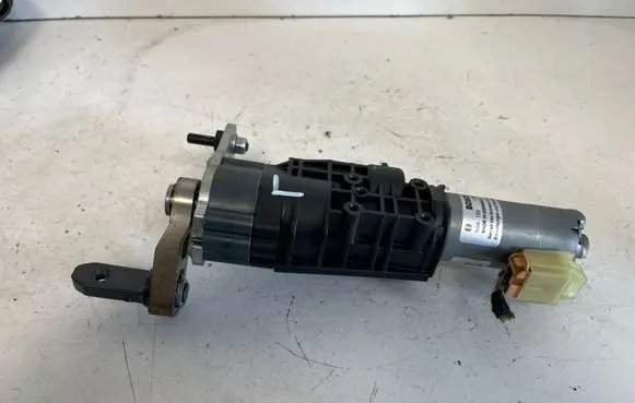 Audi A6 C7 Tailgate/trunk/boot lift motor 4G9827851E