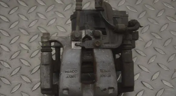 Tesla Model 3 Rear brake caliper 104462400H