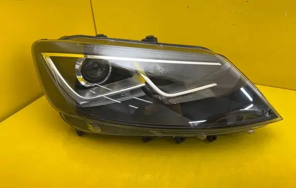 Seat Alhambra (Mk2) Headlight/headlamp 7N5941752