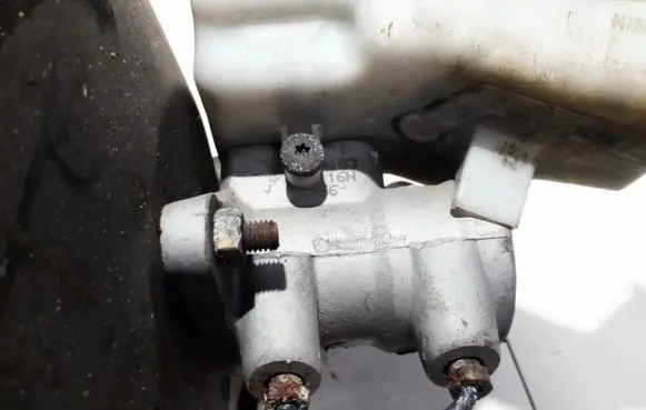 Ford Fiesta Master brake cylinder 350884961 03350884961